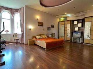 продаж 4-к будинок Дніпро, Соборний, 191000 $