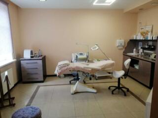 Здам 290 кв.м. під косметологію. Коновальця вул. 32-А Печерськ