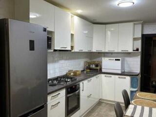 довгострокова оренда 2-к квартира Бучанський, Петропавлівська Борщагів