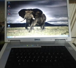Продаю ноутбук Dell 9300