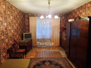 Пропонується в продаж 3-х кімнатна квартира на вул. Ак. Глушко