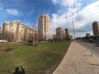 Здам квартиру поруч з метро Печерська Лесі Українки бульвар 21а