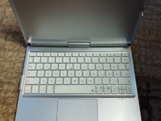 Продам новую клавиатуру для Ipad