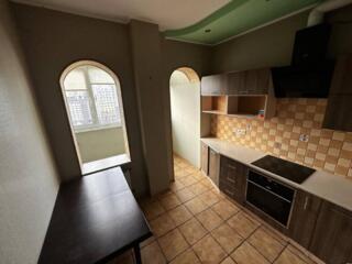 Предлагается уютная квартира в современном доме. Квартира с ремонтом, 