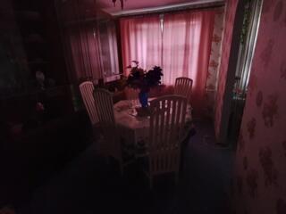 Продам 4-комнатную квартиру