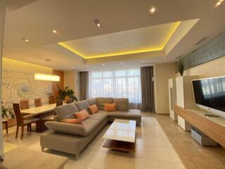 довгострокова оренда 5-к квартира Київ, Печерський, 4500 $/міс.