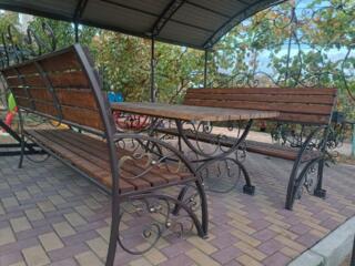 Столы и скамейки