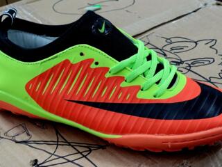 Футбольная обувь для всех