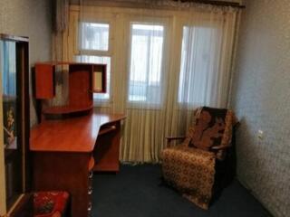 Продам 3-комнатную квартиру на ул. Армейская