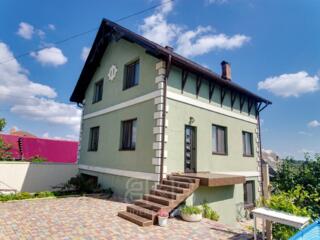 Alegerea potrivită este casa în 3 niveluri, amplasată în Stăuceni ...