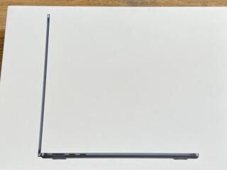 Apple MacBook Air 13,6 M2 16ГБ 2022 SSD 512gb