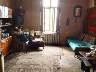 Продам комнату в коммуне в самом центре Одессы