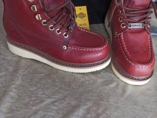 Продам ботинки