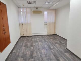 довгострокова оренда офісне приміщення Київ, Подільський, 6000 грн./мі