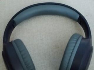 Продаю Беспроводные Bluetooh-наушники Siindoo. 2 пары