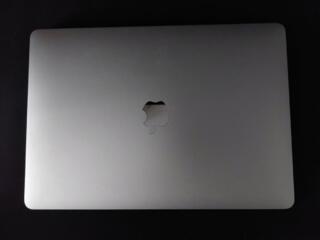 Apple MacBook Air 13 M1 2020