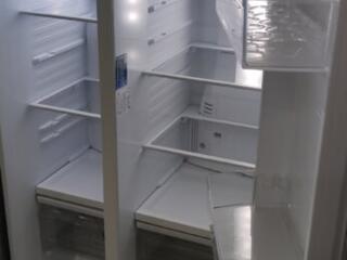 Холодильник. Большая морозильная камера.