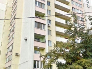 Продается 1-комнатная квартира на ул. Пишоновкой можно под Е-оселя