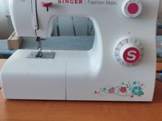 Швейная машина SINGER