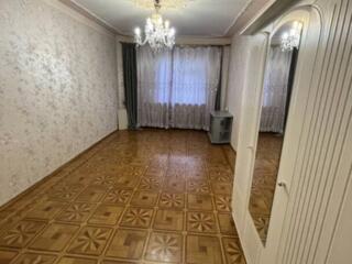 В продаже пятикомнатная квартира в Одессе на Королева/Глушко. Второй .