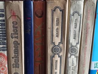 Продам библиотеку.