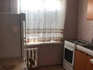 Продам 2 комнатную квартиру на Махачкалинской/рядом с АТБ