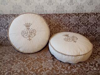 Продаю напольные подушки