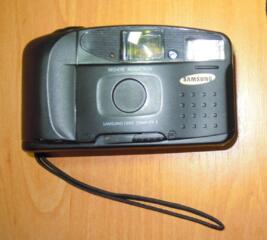 Плёночный фотоаппарат SAMSUNG FF-222