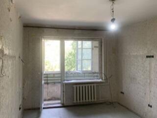 Продам однокомнатную квартиру на Крымской. 3-й этаж 9-ти этажного ...