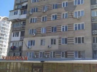 Квартира в кирпичном доме на 6 станции Б. Фонтана, в жилом состоянии. 