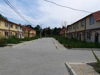 Продаётся таунхаус в пгт Великодолинское. 2 этажа, общей площадью 120 