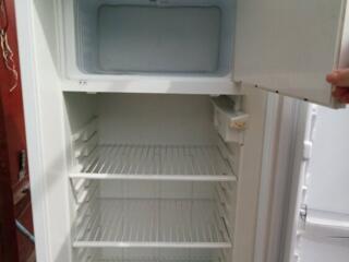 Продам однокамерный холодильник Днепр