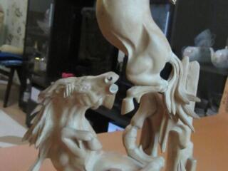 Продам статуэтка "Лошади"