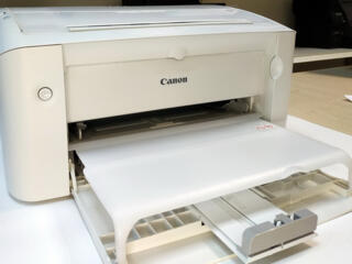 Лазерный принтер Canon LBP3010 - 1400 лей