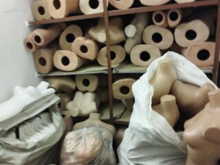 Торговое оборудование б/у Все в большом количестве,