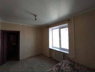 Продам 4-х комнатную квартиру по ул. Инглези (25-й Чапаевской ...