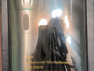 Продам микрофон WM-300W
