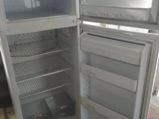 Холодильник двухкамерный Атлант и однокамерный Дэо