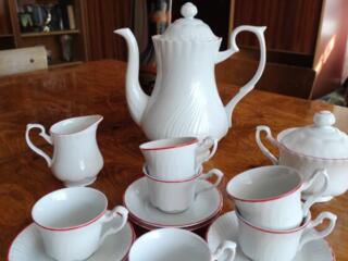 Тарелочки, стаканы и прочее