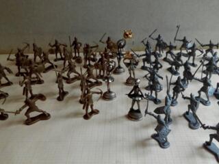 Продам разные игрушки