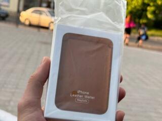 Apple Leather Wallet MagSafe. Есть разные цвета