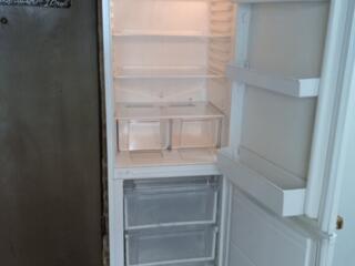 Холодильник " СТИНОЛ"