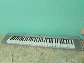 Yamaha NP 30 цифровое пианино