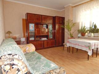 Продам 2-х комнатную квартиру на Пишоновской