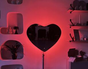 Эксклюзивное зеркало "Сердце №1" с цветной подсветкой от TehnoLabMD