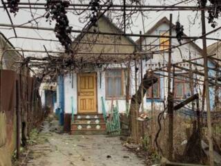 Продается дом на берегу лимана в населенном пункте Латовка (Катовка) .