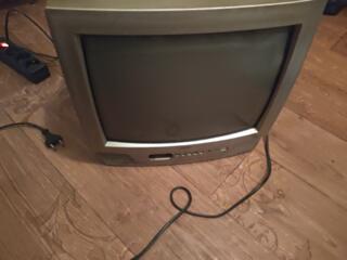 Отдам даром старый телевизор JVC AV-1415EE, самовывоз