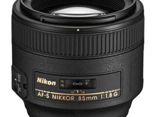 Продам Nikon 85mm 1.8