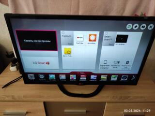 Продам телевизор LG 32 дюйма Smart TV.