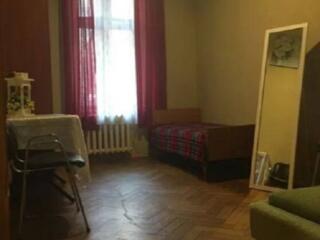Продам 2-х комнатную квартиру по улице Софиевская угол Торговой. ...